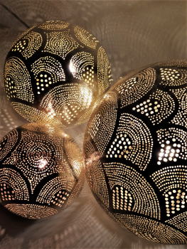 18-2 Kugel ca. 25 x 26 cm Fächer versilbert