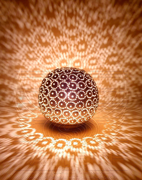 18-0 Kugel ca. 15 x 15 cm Samak kreise Gold matt