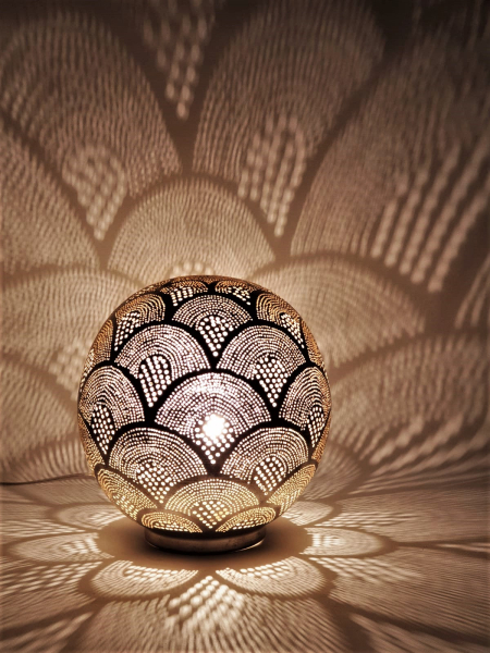 18-2 Kugel ca. 25 x 26 cm Fächer versilbert