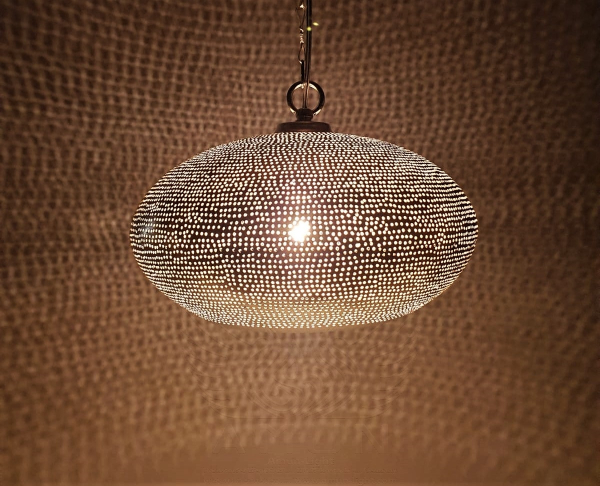 65 - 0 Ufo 30 cm gelocht Gold Matt