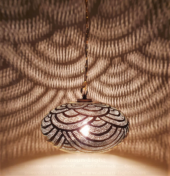 65 - 0 Ufo 30 cm Muschel Silber