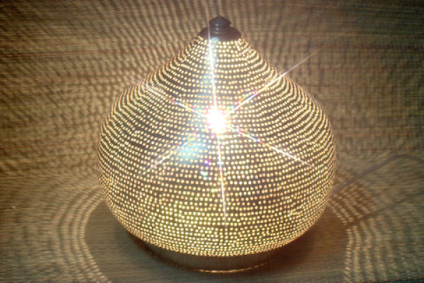 15 - 4 Domkuppel ca.35 x 35 Gelocht Silber